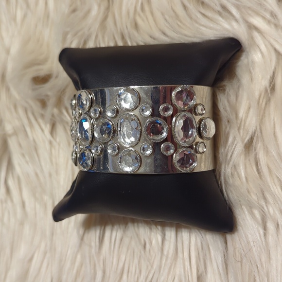 Jewelry - Rhinestone bling cuff bracelet